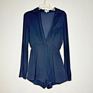 SUPERDOWN Revolve Tracie Collared Romper SMALL Long Sleeve Sexy Flirty Deep V‎